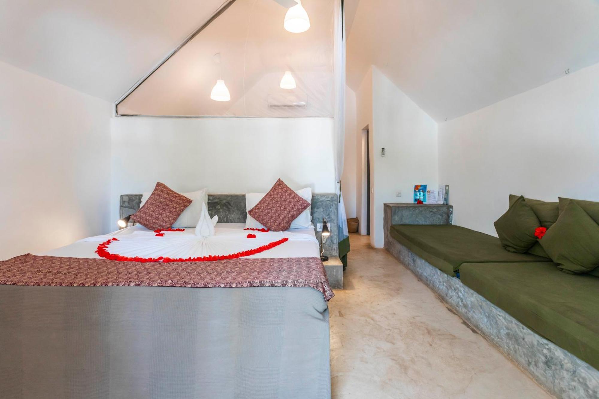 Fun Beach Hotel Jambiani  Exterior photo