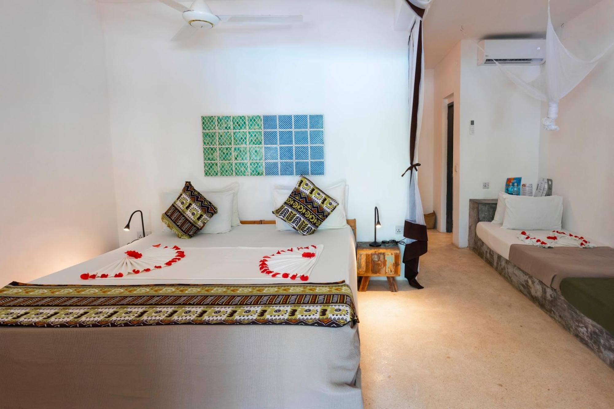 Fun Beach Hotel Jambiani  Exterior photo