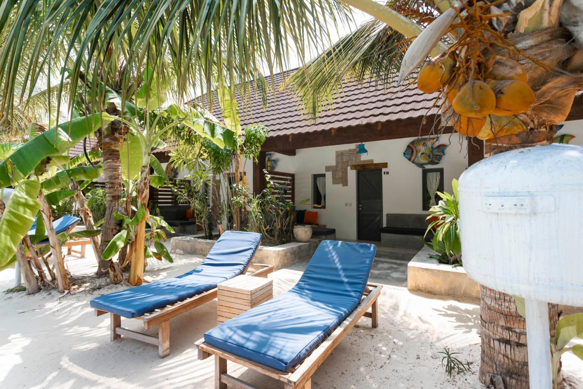 Fun Beach Hotel Jambiani  Exterior photo