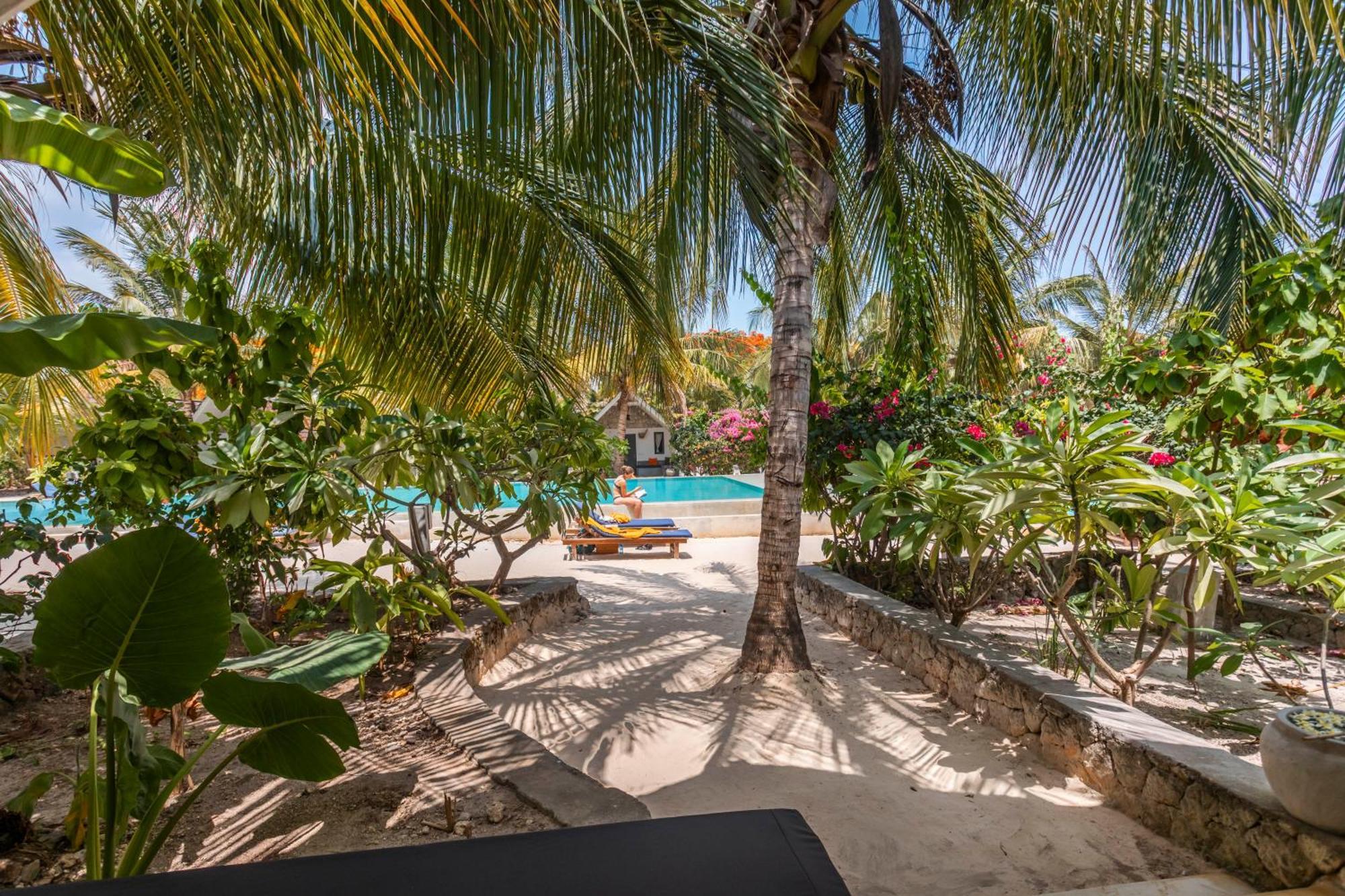 Fun Beach Hotel Jambiani  Exterior photo