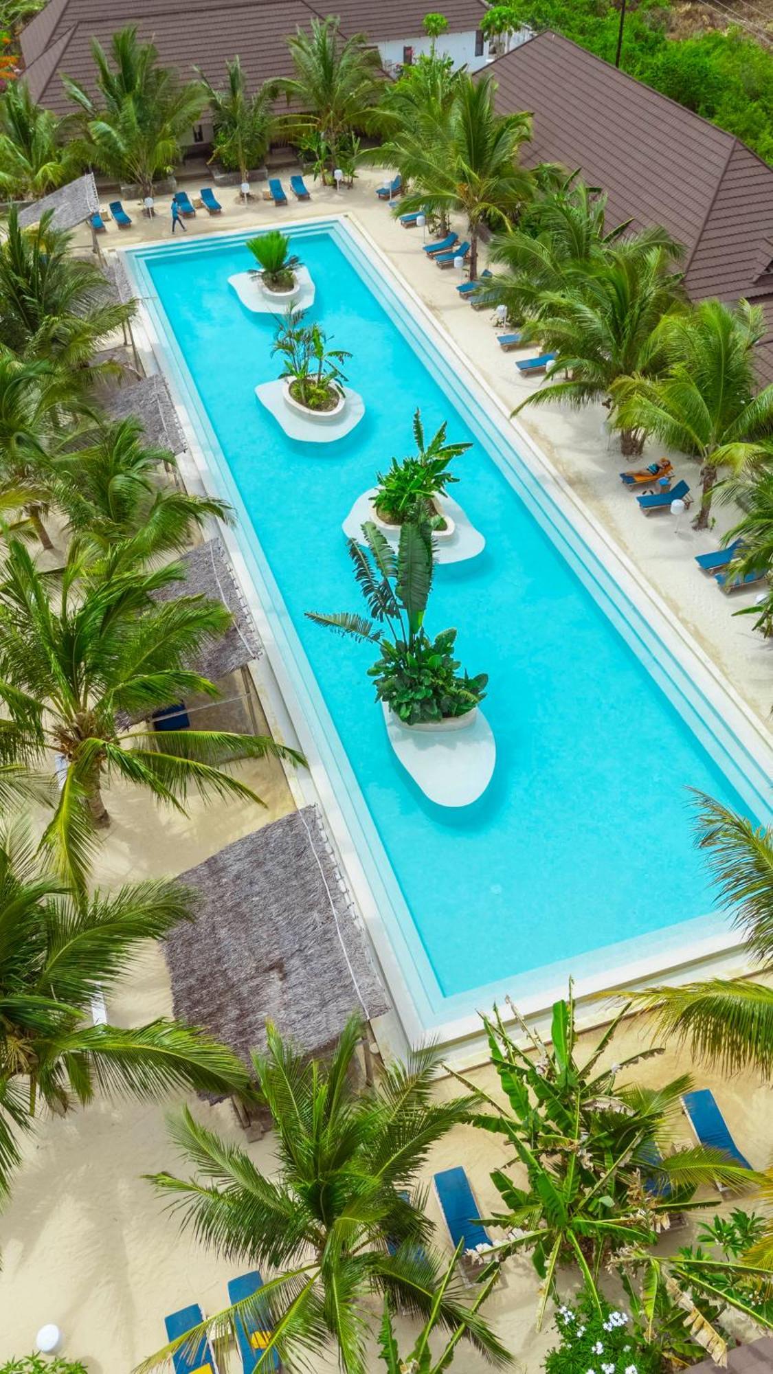 Fun Beach Hotel Jambiani  Exterior photo